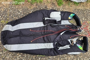 Gurtzeug  für Hängegleiter – inkl. Helm, Variometer, Zubehör